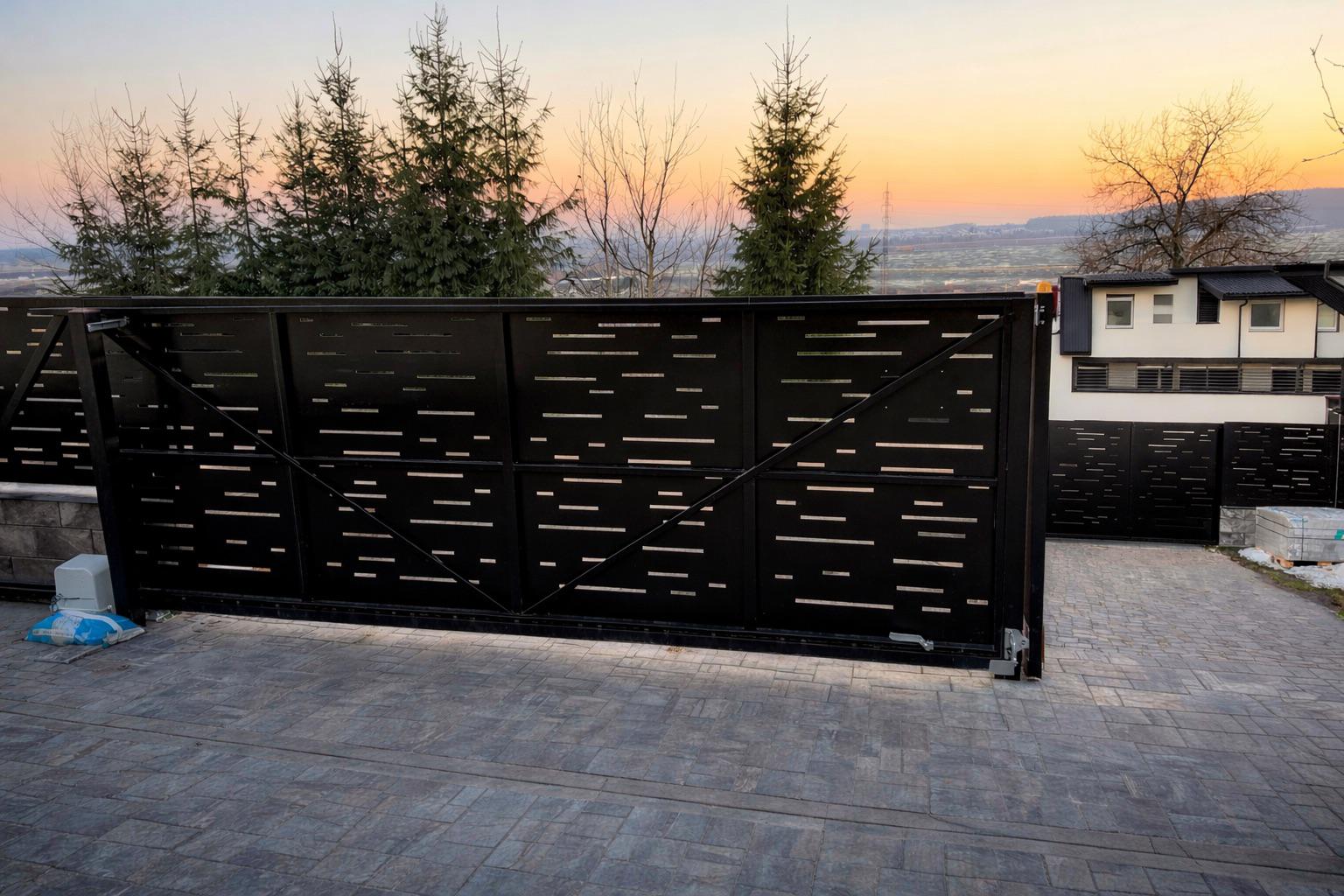 Zemní Práce a Stavba Masivní Plotové Zdi